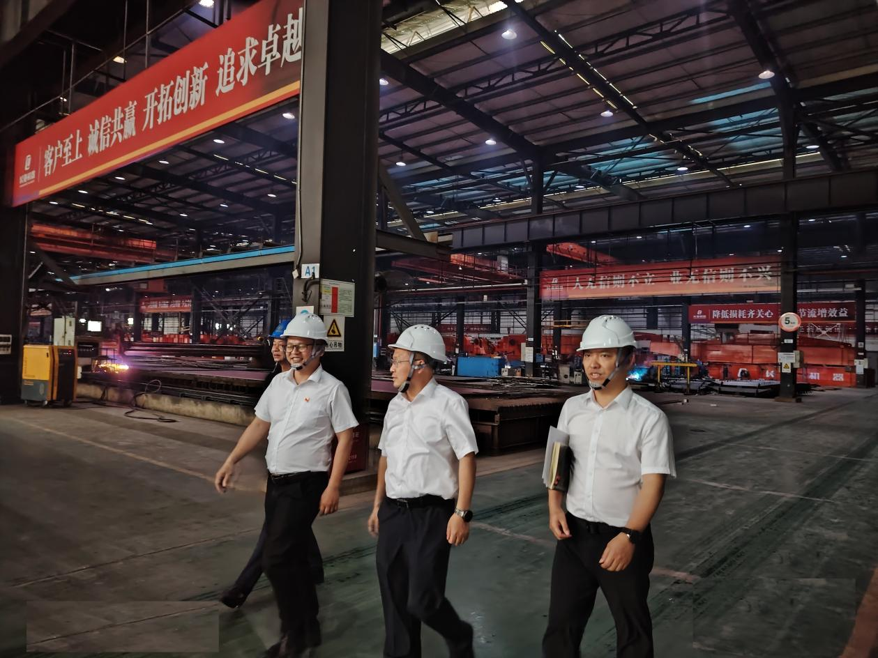 金霞經開區政企攜手，共促長重機器邁向新征程